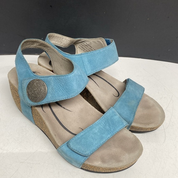 Abeo Una Blue Leather Wedge Sandal Shoes Size 7.5 - Picture 8 of 17